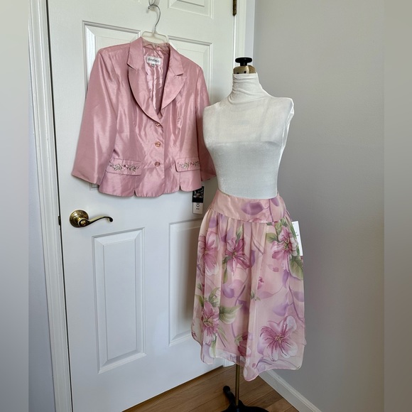 NWT Studio I Pink Beaded Mother of the Bride Skirt Jacket Set Dress Suit Sz 10 - Picture 4 of 11